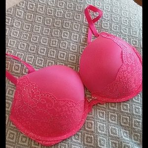 VS Dream Angels Push Up 36D Hot Pink